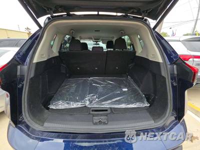 2026 Nissan Rogue SV - zdjęcie 14 z 24 - miniatura