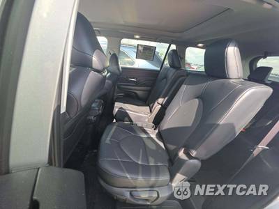 2024 Toyota Grand Highlander XLE - zdjęcie 13 z 25 - miniatura