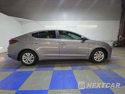 2020 Hyundai Elantra SE Sedan - zdjęcie 4 z 27 - miniatura