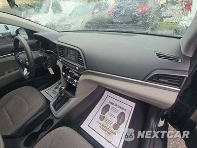 2020 Hyundai Elantra SE Sedan - zdjęcie 19 z 24 - miniatura