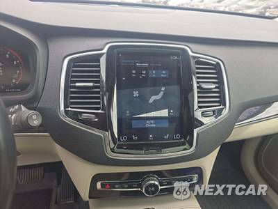 2018 Volvo XC90 T6 Momentum 7-Passenger - zdjęcie 10 z 21 - miniatura
