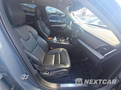 2022 Volvo XC90 T5 Momentum 7-Passenger - zdjęcie 19 z 23 - miniatura