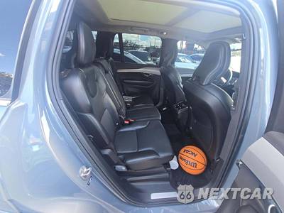 2022 Volvo XC90 T5 Momentum 7-Passenger - zdjęcie 17 z 23 - miniatura