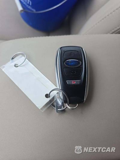 2017 Subaru Outback 2.5i Limited - zdjęcie 8 z 23 - miniatura