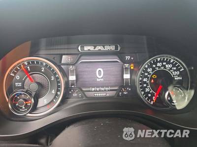 2022 Ram 1500 Big Horn Crew Cab Short Bed - zdjęcie 9 z 22 - miniatura