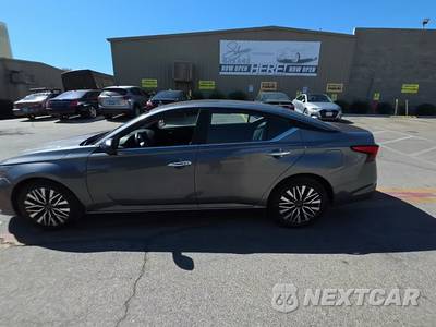 2025 Nissan Altima SV - zdjęcie 3 z 28 - miniatura