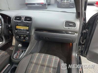 2014 Volkswagen GTI Wolfsburg Edition - zdjęcie 19 z 34 - miniatura