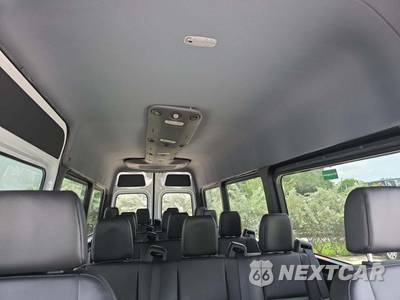 2021 Mercedes-Benz Sprinter 2500 Passenger Van High Roof 170.0" WB - zdjęcie 11 z 31 - miniatura
