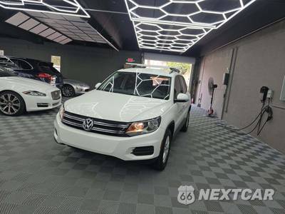 2016 Volkswagen Tiguan S - zdjęcie 1 z 24 - miniatura