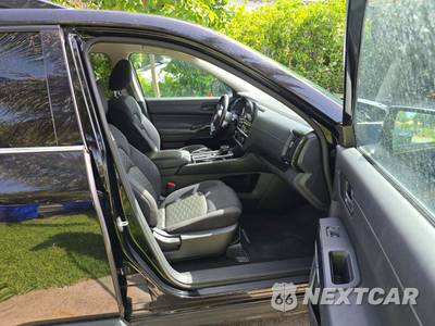2023 Nissan Pathfinder SV - zdjęcie 19 z 26 - miniatura
