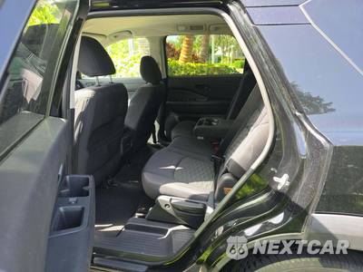 2023 Nissan Pathfinder SV - zdjęcie 13 z 26 - miniatura