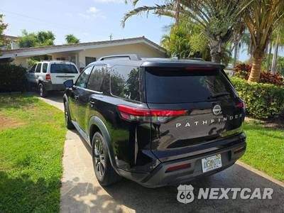 2023 Nissan Pathfinder SV - zdjęcie 2 z 26 - miniatura