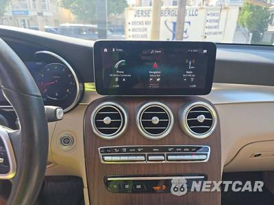 2022 Mercedes-Benz GLC 300 4MATIC - zdjęcie 10 z 22 - miniatura