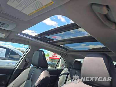 2023 Toyota Camry XSE - zdjęcie 11 z 21 - miniatura
