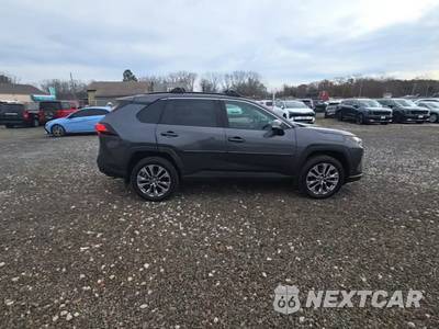 2023 Toyota RAV4 XLE Premium - zdjęcie 5 z 24 - miniatura
