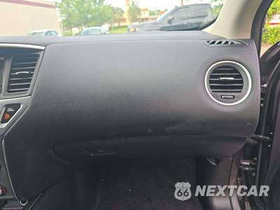 2017 Nissan Pathfinder SL - zdjęcie 20 z 23 - miniatura