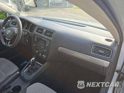 2017 Volkswagen Jetta S - zdjęcie 16 z 43 - miniatura
