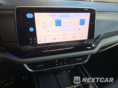 2024 Volkswagen Atlas 2.0T Peak Edition SE w/Technology - zdjęcie 10 z 28 - miniatura