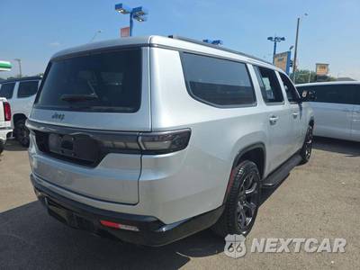 2026 Jeep Grand Wagoneer L Limited Altitude - zdjęcie 3 z 21 - miniatura