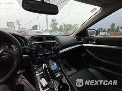 2016 Nissan Maxima 3.5 SR - zdjęcie 10 z 26 - miniatura