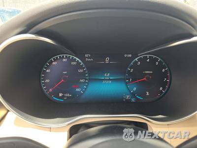 2021 Mercedes-Benz GLC 300 4MATIC - zdjęcie 9 z 22 - miniatura