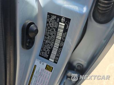 2013 Toyota Prius v Three - zdjęcie 5 z 21 - miniatura