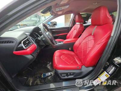 2019 Toyota Camry LE - zdjęcie 6 z 20 - miniatura