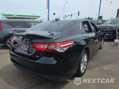 2019 Toyota Camry LE - zdjęcie 3 z 20 - miniatura
