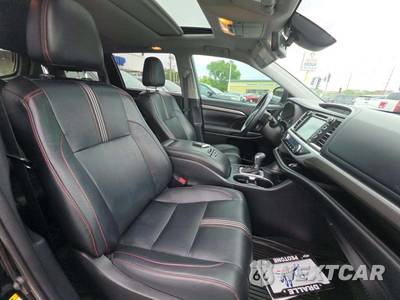 2019 Toyota Highlander SE - zdjęcie 19 z 21 - miniatura