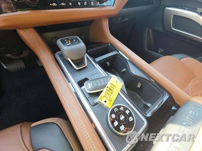2023 Nissan Pathfinder Platinum - zdjęcie 8 z 22 - miniatura