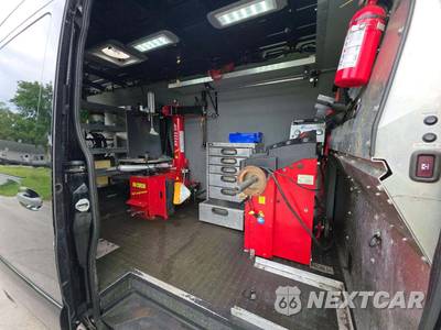 2020 Mercedes-Benz Sprinter 3500XD Cargo Van DRW High Roof 170.0" WB - zdjęcie 15 z 26 - miniatura