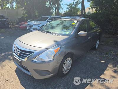2016 Nissan Versa SV - zdjęcie 1 z 27 - miniatura