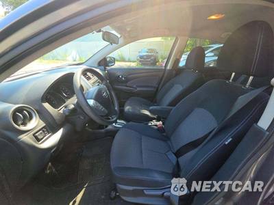 2016 Nissan Versa SV - zdjęcie 6 z 27 - miniatura