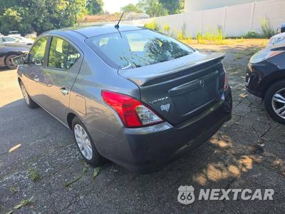 2016 Nissan Versa SV - zdjęcie 2 z 27 - miniatura