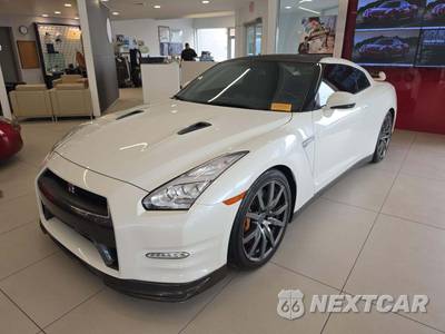 2015 Nissan GT-R Premium - zdjęcie 1 z 24 - miniatura