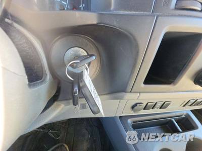2017 Nissan NV2500 HD Cargo SV High Roof 146.1" WB - zdjęcie 5 z 26 - miniatura