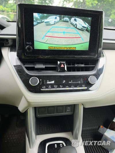 2023 Toyota Corolla Cross L - zdjęcie 10 z 24 - miniatura