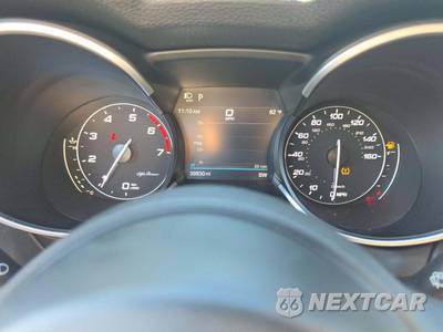 2023 Alfa Romeo Stelvio Ti - zdjęcie 9 z 25 - miniatura