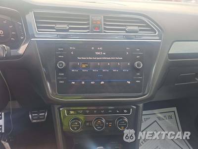 2020 Volkswagen Tiguan SEL Premium R-Line - zdjęcie 10 z 22 - miniatura