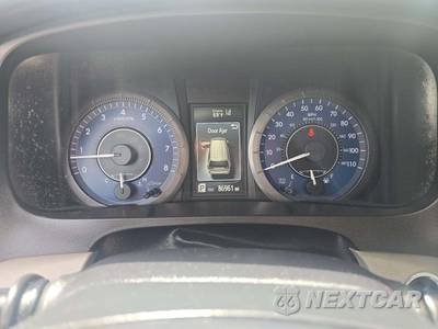 2020 Toyota Sienna LE 8-Passenger 119.3" WB - zdjęcie 9 z 25 - miniatura