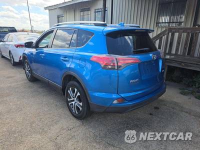 2018 Toyota RAV4 LE - zdjęcie 2 z 21 - miniatura