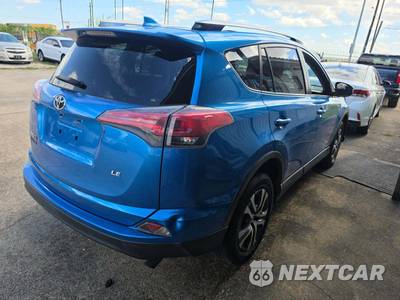 2018 Toyota RAV4 LE - zdjęcie 3 z 21 - miniatura