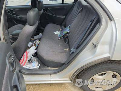2000 Chevrolet Cavalier Sedan - zdjęcie 13 z 33 - miniatura