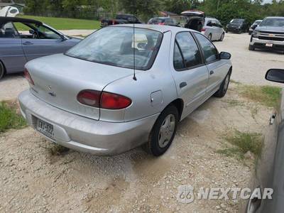 2000 Chevrolet Cavalier Sedan - zdjęcie 3 z 33 - miniatura