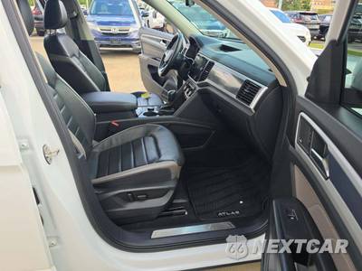 2023 Volkswagen Atlas V6 SEL Premium R-Line - zdjęcie 19 z 24 - miniatura