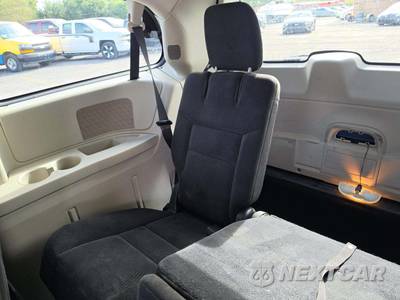 2015 Dodge Grand Caravan SXT 121.2" WB - zdjęcie 14 z 23 - miniatura