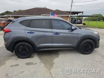 2016 Hyundai Tucson SE - zdjęcie 4 z 24 - miniatura