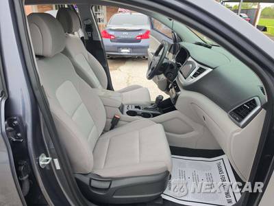 2016 Hyundai Tucson SE - zdjęcie 18 z 24 - miniatura