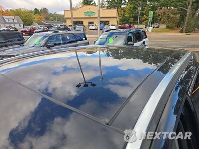 2022 Lincoln Corsair Reserve - zdjęcie 9 z 22 - miniatura