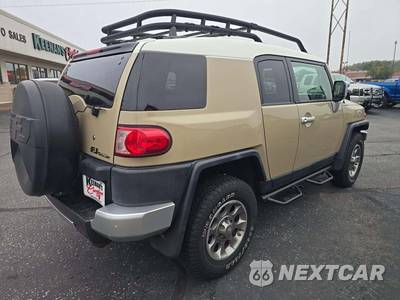 2011 Toyota FJ Cruiser w/Rear Doors - zdjęcie 3 z 30 - miniatura